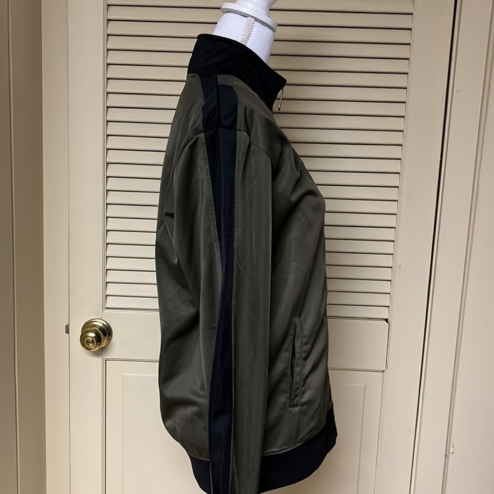 Reef Bomber Jacket - Picture 4 of 4